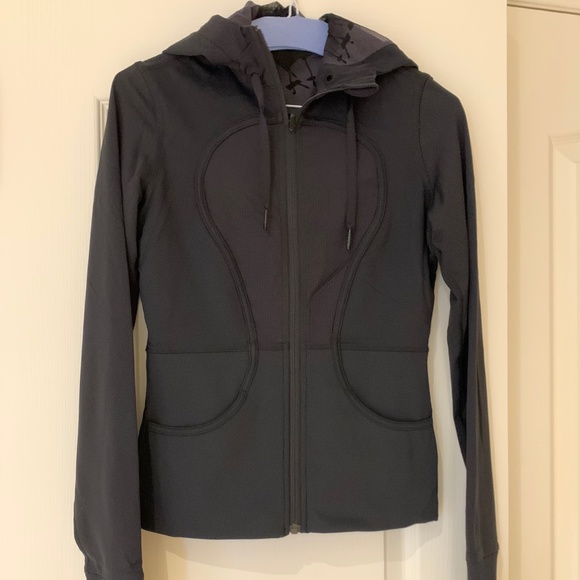 Lululemon Dance Studio Reversible Jacket, Size 4, Black (RARE) - Picture 15 of 16